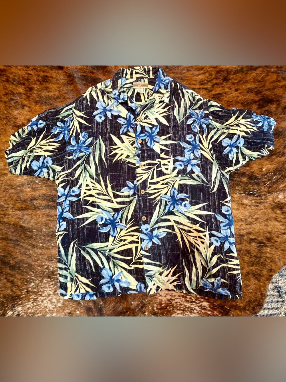 Men’s Vintage Hawaiian shirt Original Island Sport Men's L 100% Rayon Button-Up